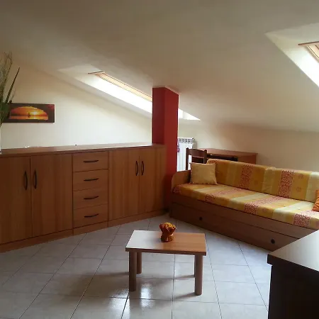 Apartment Danicolas *