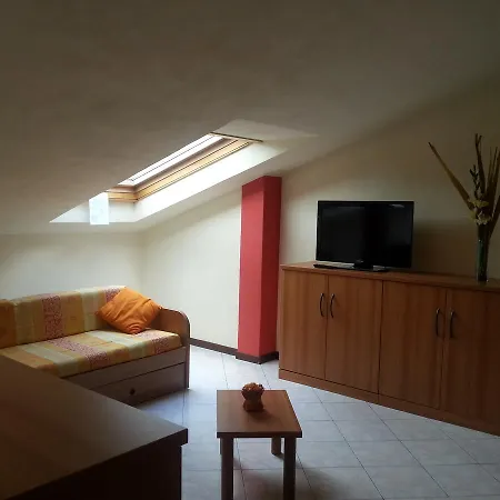 Danicolas Apartment *